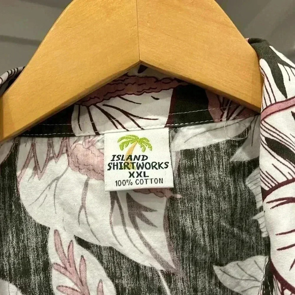 Men’s olive green and rose pink palm print Hawaiian shirt size: xxl - Picture 2 of 3